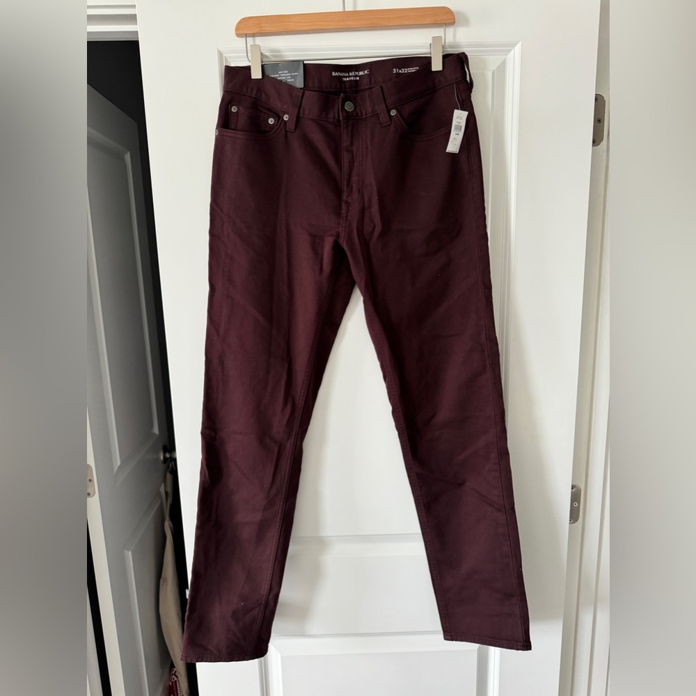 NWT Banana Republic Traveler Pant 31 x 32